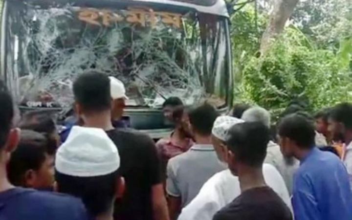 গোপালগঞ্জে সড়ক দুর্ঘটনায় ভ্যানচালকের মৃত্যু