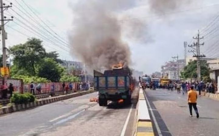 গাজীপুরে সড়ক দুর্ঘটনায় নিহত ১