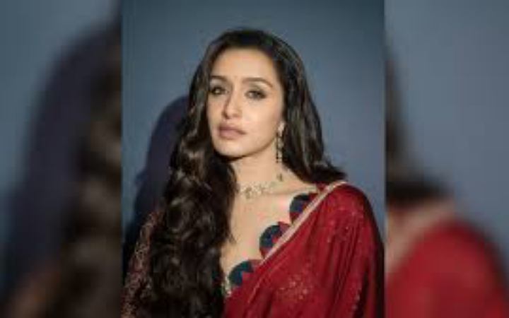 প্রেমের সম্পর্কের কথা স্বীকার করলেন শ্রদ্ধা কাপুর