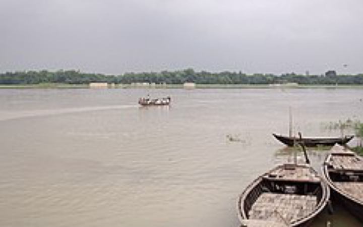 নারায়ণগঞ্জে শীতলক্ষ্যা নদী থেকে অজ্ঞাত নারীর লাশ উদ্ধার