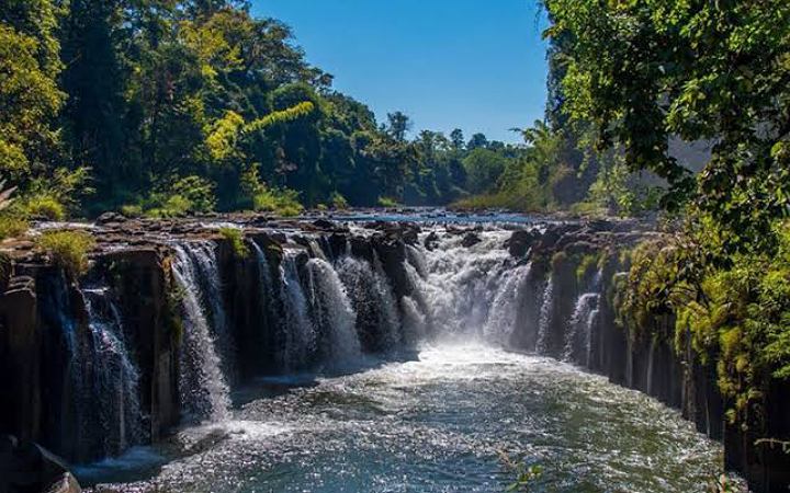 লাওসে মিথানল বিষক্রিয়ায় ৫ বিদেশি পর্যটকের মৃত্যু