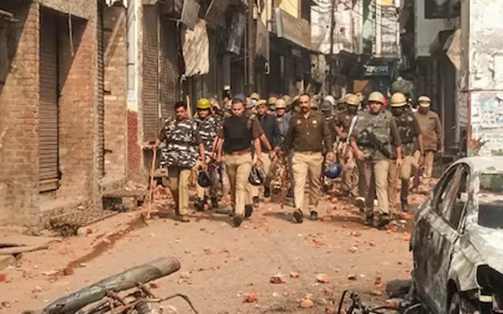 ভারতে মসজিদ সমীক্ষা নিয়ে সংঘর্ষ, নিহত ৬