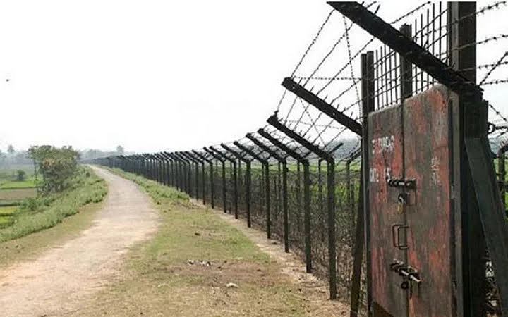 মৌলভীবাজারে জামিন পেয়েই ফের ভারতে যাওয়ার চেষ্টা, আটক ৪