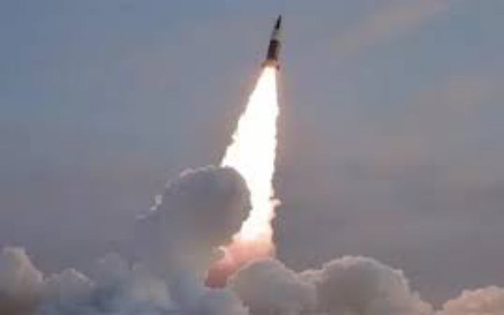 নৌপথে ইরানে ক্ষেপণাস্ত্র তৈরির উপকরণ পাঠাচ্ছে চীন