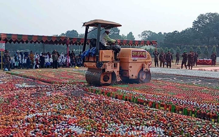 দিনাজপুরে সাড়ে ৯ কোটি টাকার মাদকদ্রব্য ধ্বংস