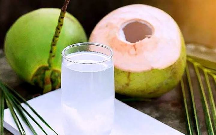 নিয়মিত ডাবের পানি পানের উপকারিতা