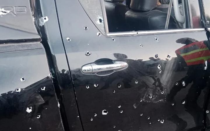 পাকিস্তানে গাড়িতে এলোপাতাড়ি গুলি, নিহত ৬