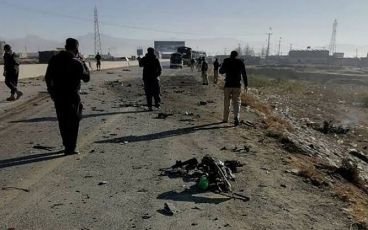 পাকিস্তানে আত্মঘাতী হামলা, নিহত ৫