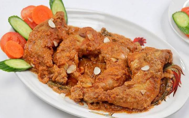 রেসিপি  : মোগলাই চিকেন রোস্ট