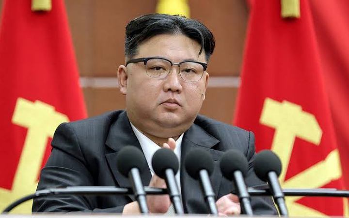 এবার ‘সুইসাইড ড্রোনের’ পরীক্ষা পর্যবেক্ষণ করলেন কিম জং উন