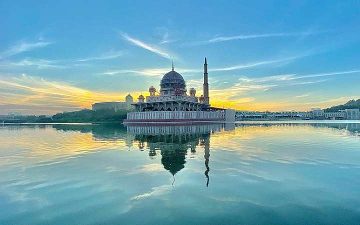 ইবাদতের স্বাদ ও প্রকৃত সুখ