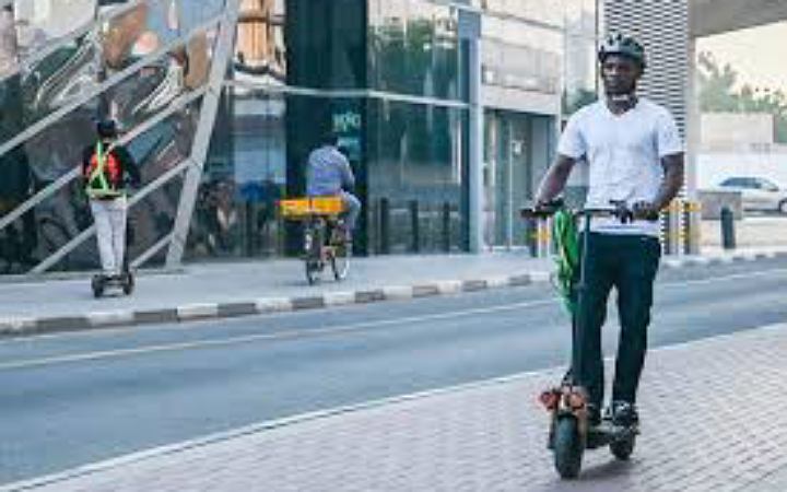 ই-স্কুটার, সাইক্লিং মনিটরিংয়ে দুবাইয়ে নতুন ট্র্যাফিক ইউনিট