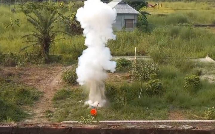 শিবচরে ককটেল - গুলিসহ ২১৫ পিস ইয়াবা জব্দ