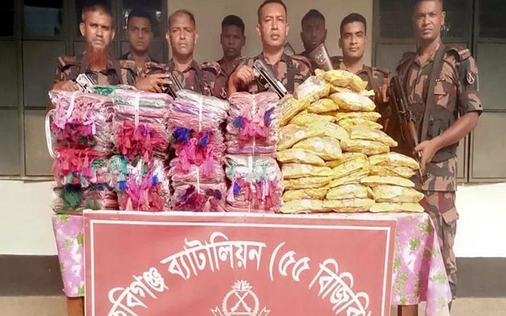 হবিগঞ্জে বিপুল পরিমাণ ভারতীয় পণ্য জব্দ