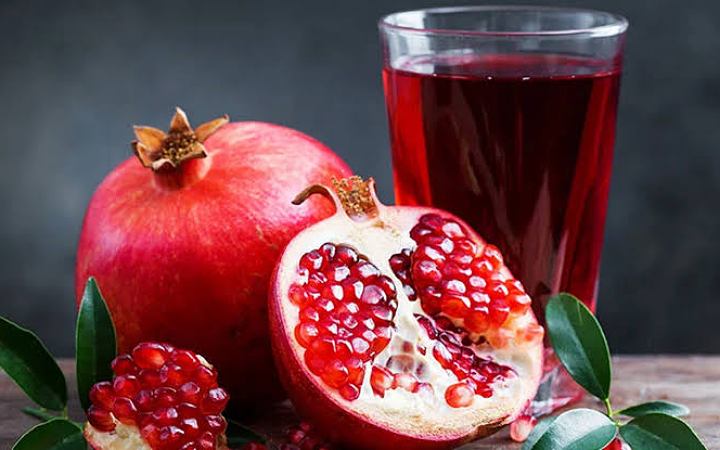 নিয়মিত ডালিম খাওয়ার উপকারিতা