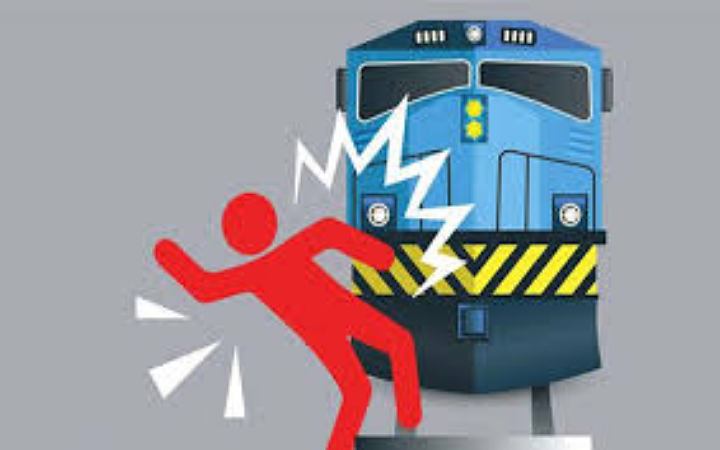 ফরিদপুরে ট্রেনের ধাক্কায় অটোরিকশার যাত্রী নিহত