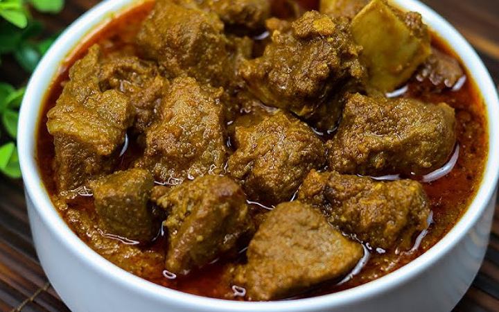 জেনে নিন হাতে মেখে গরুর মাংস রান্নার রেসিপি