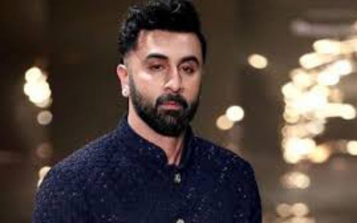 দীর্ঘ ১২ বছর পর অবশেষে ফিরছে ‘ধুম’