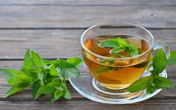 জেনে নিন ভালো ঘুমের জন্য কোন চা খাবেন?