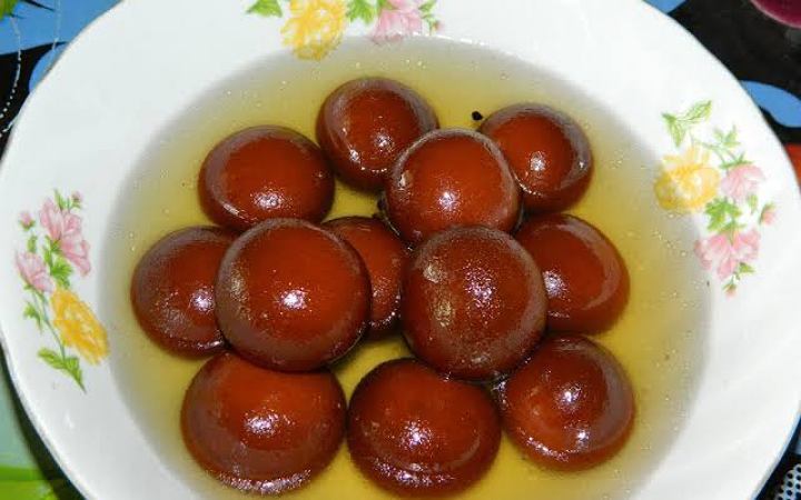 খুব সহজে ঘরেই তৈরি করুন পানতোয়া