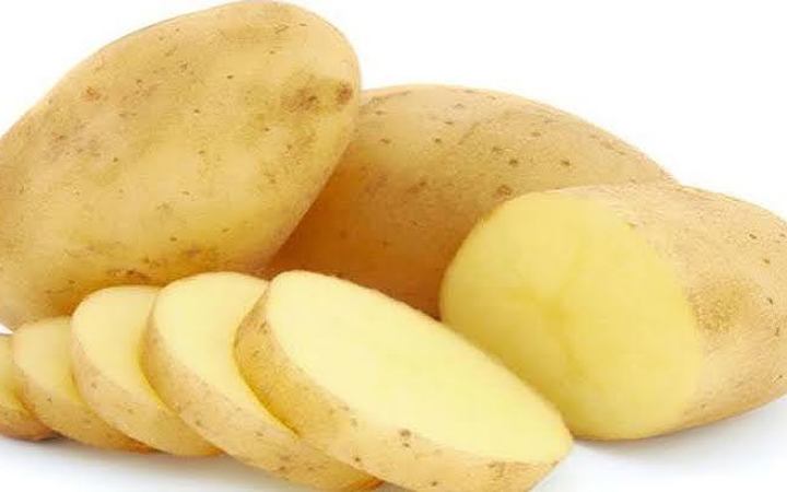 জেনে নিন আলু খাওয়ার উপকারিতা