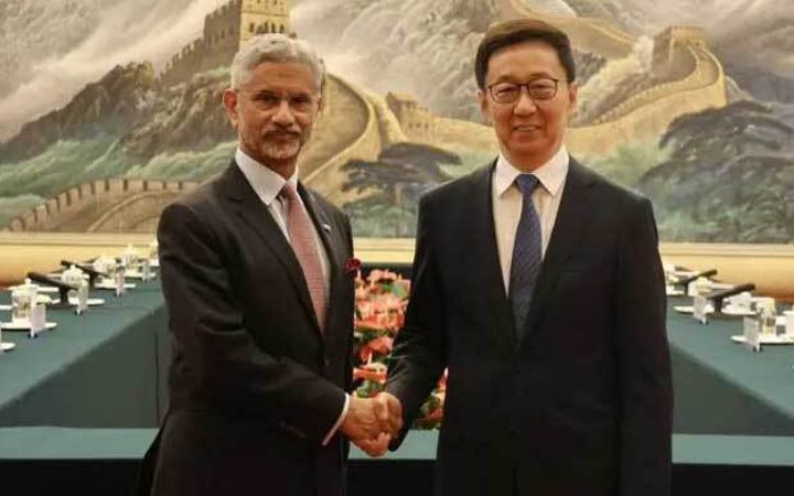 চীনে সফর করছেন ভারতের পররাষ্ট্রমন্ত্রী