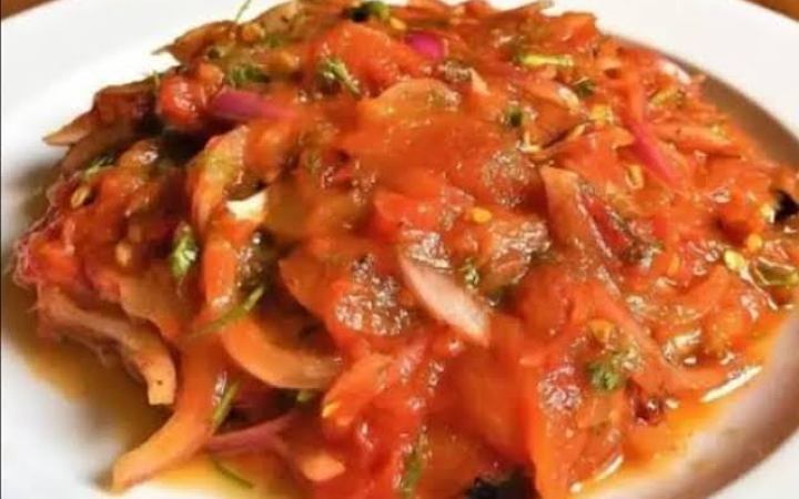 খুব সহজে তৈরি করুন টমেটো ভর্তা