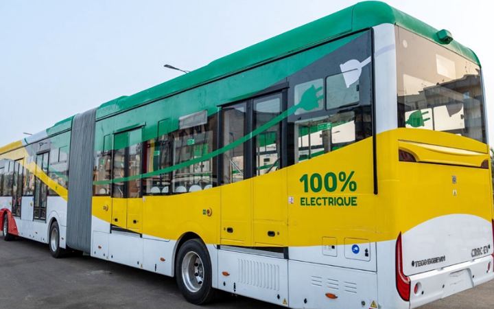 আফ্রিকায় প্রথম সেনেগালের গণপরিবহনে যুক্ত হলো বৈদ্যুতিক বাস