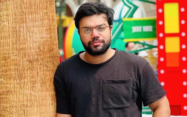 লাহোর বিমানবন্দরে গ্রেফতার ইউটিউবার ‘ডাকি ভাই’