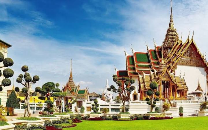 বিদেশি পর্যটক বাড়াতে বিনামূল্যে প্লেনের টিকিট দেবে থাইল্যান্ড