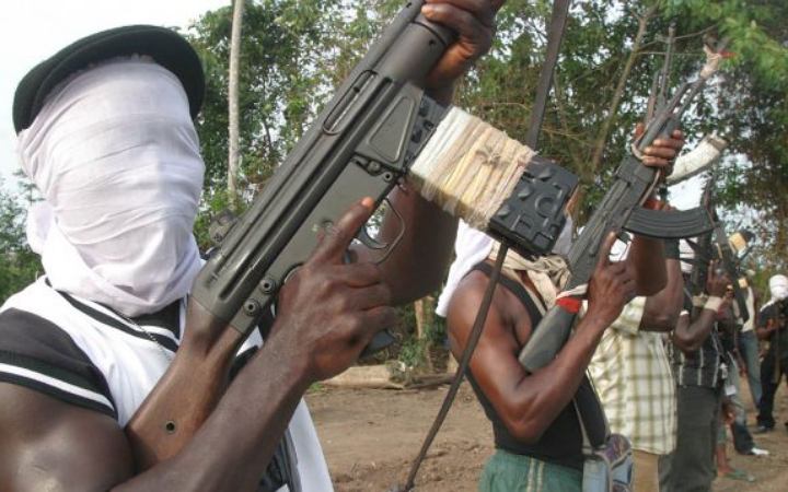 নাইজেরিয়ায় অস্ত্রের মুখে অপহরণ শতাধিক