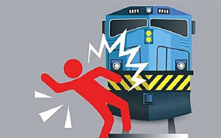 রেল লাইনে কাটা পড়ে বৃদ্ধের মৃত্যু