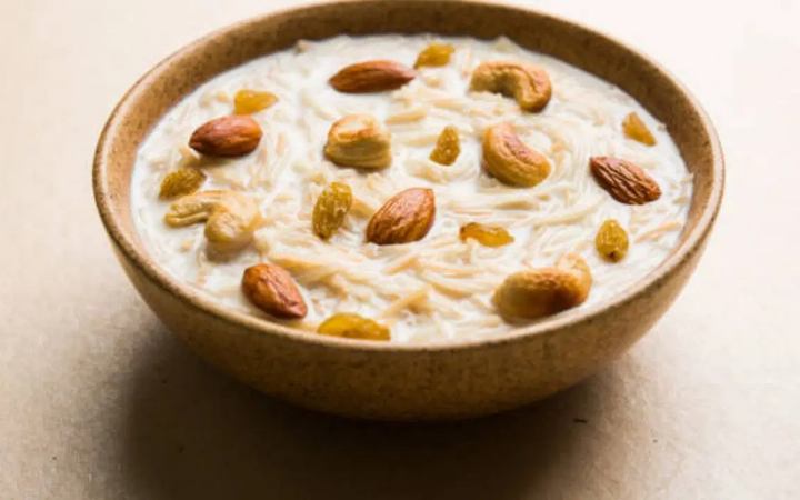 খুব সহজে তৈরি করুন চিড়ার পায়েস