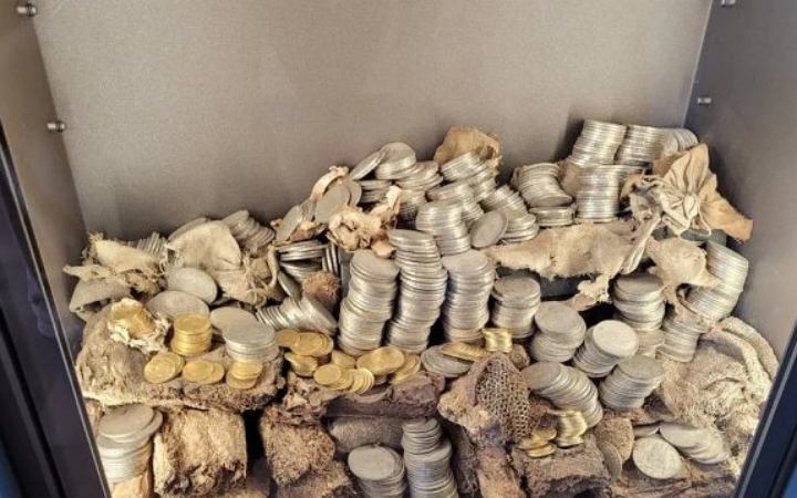 আরেক ফরাসি জাদুঘর থেকে ২ হাজার স্বর্ণ ও রৌপ্য মুদ্রা চুরি