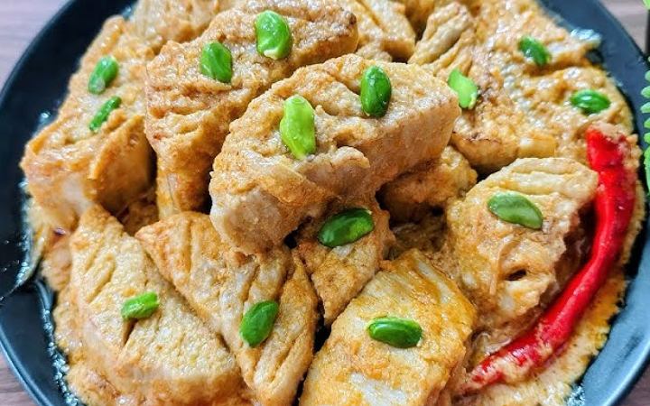 খুব সহজে তৈরি করুন কচুর কোরমা