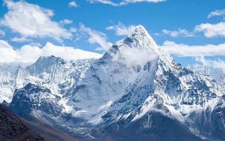 তুষারধস: নেপালে ৭ পর্বতারোহী নিখোঁজ
