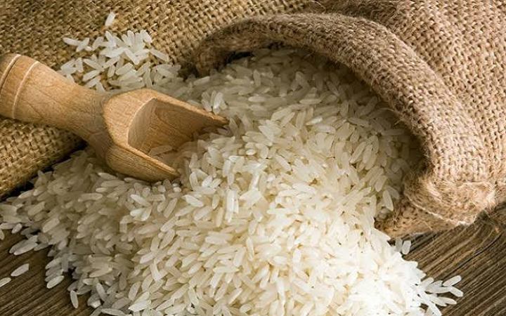 জেনে নিন চালের পোকা দূর করার সহজ উপায়