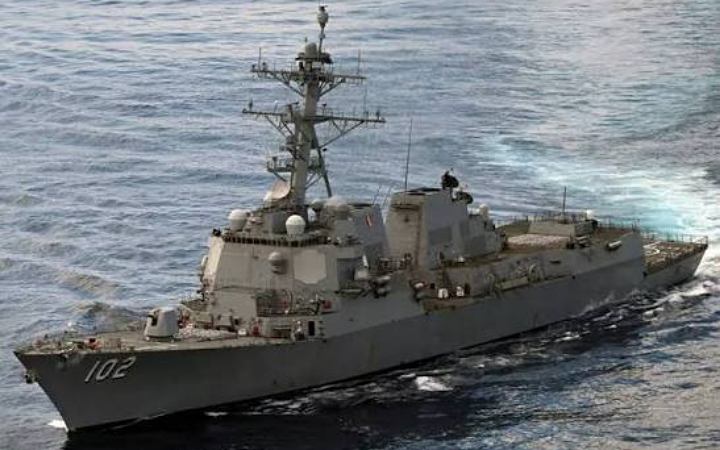 মার্কিন হামলার শঙ্কায় সশস্ত্র বাহিনীকে প্রস্তুত করছে ভেনেজুয়েলা