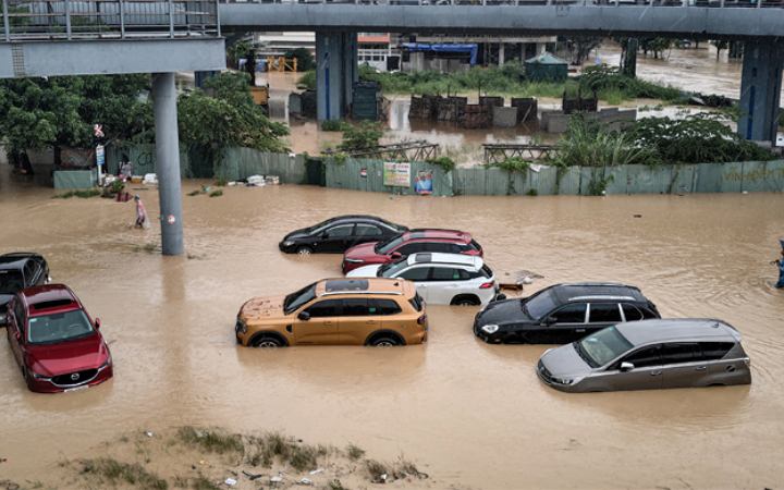 ভিয়েতনামে ভারী বৃষ্টি-বন্যায় ১৬ জনের মৃত্যু