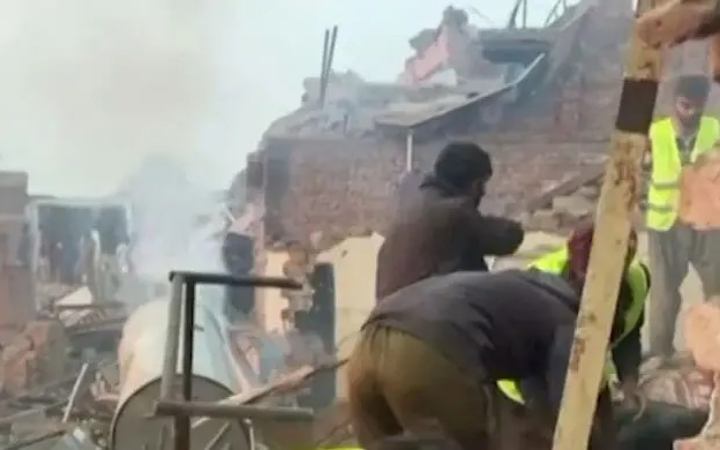 পাকিস্তানে কারখানায় বয়লার বিস্ফোরণে ১৫ জনের মৃত্যু