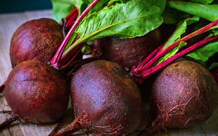 শীতের সবজি বিটরুটের উপকারিতা
