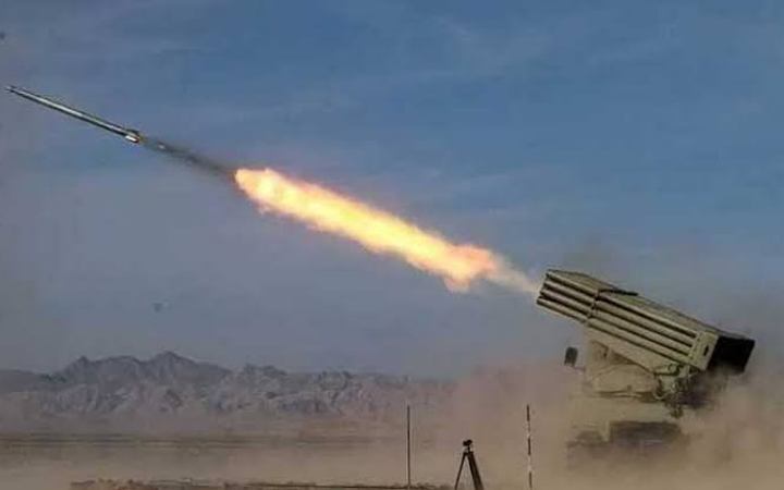 জাহাজবিধ্বংসী ব্যালিস্টিক ক্ষেপণাস্ত্র পরীক্ষা করল পাকিস্তান