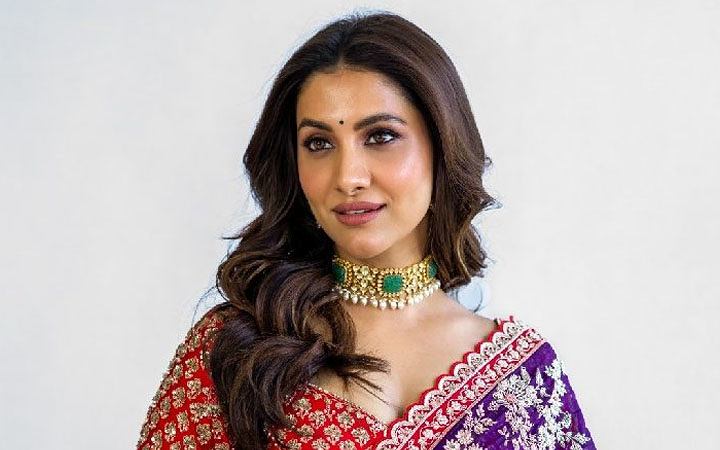 সোশ্যাল মিডিয়ায় খুব একটা সক্রিয় নই, রুক্মিণী