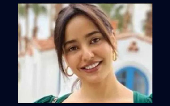 এবার আইনি জটিলতায় অভিনেত্রী নেহা শর্মা