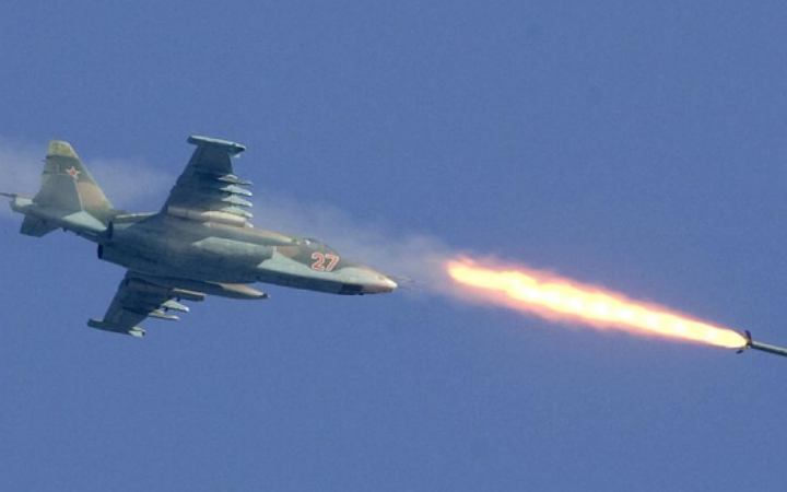 ইউক্রেনে ফের বিমান হামলা চারাচ্ছে রাশিয়া