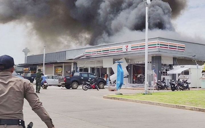 কম্বোডিয়ায় বিমান হামলা চালাল থাইল্যান্ড