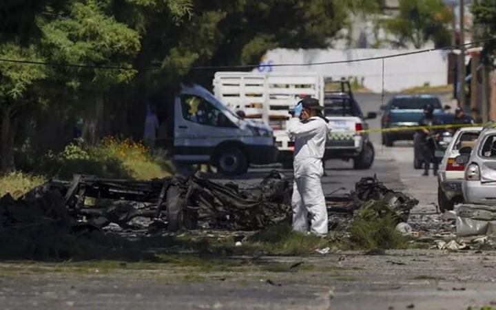 মেক্সিকোতে পুলিশ স্টেশনের কাছে গাড়ি বোমা বিস্ফোরণে নিহত ৫