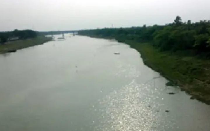 কুশীয়ারা নদীতে গোসলে নেমে নারী নিখোঁজ