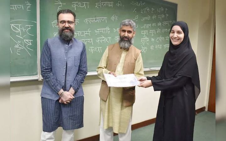 পাকিস্তানে এই প্রথম বিশ্ববিদ্যালয়ে কোর্সে ঢুকল সংস্কৃত, গীতা, মহাভারত