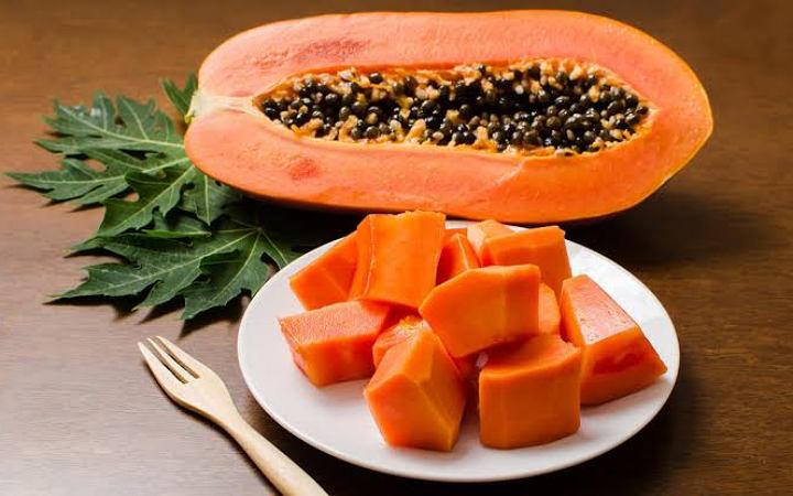 জেনে নিন পাঁকা পেঁপে কখন খাওয়া উপকারী,রাতে নাকি দিনে